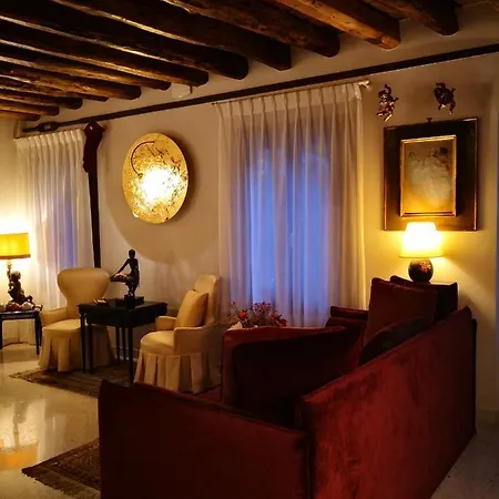 Cinqueteste Luxury