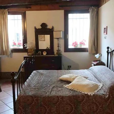 Tipico Con Corte Privata Apartment Venedig