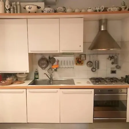 Tipico Con Corte Privata Apartment