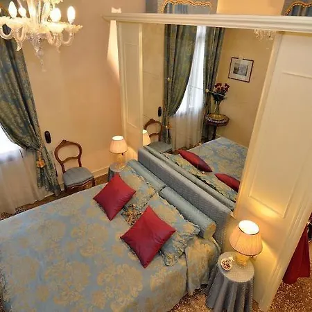 Konukevi Palazzo Odoni