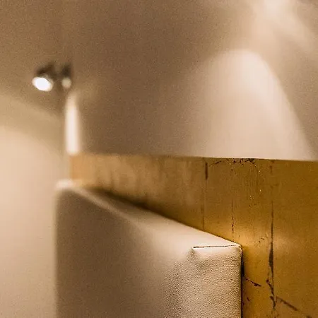 Aparthotel Charming Palace Corte Del Teatro Venice