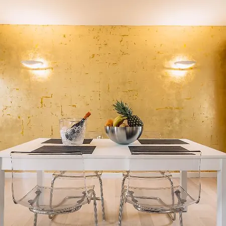 Aparthotel Charming Palace Corte Del Teatro Venice