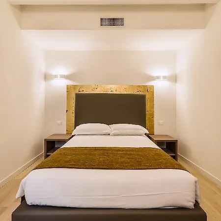 Charming Palace Corte Del Teatro 3*