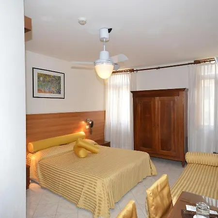 Marin Aparthotel *
