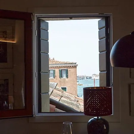 Apartment Acqua - Attico Con Terrazza Venice