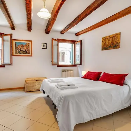 Giardini Bed & Breakfast 2*
