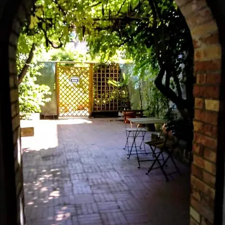 1749 Venicemar Venice