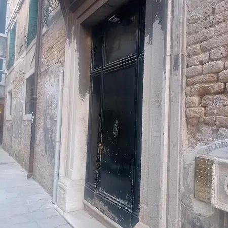 Ca'barbarigo Apartmán *