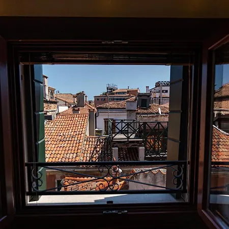 Al Piave 3* Venice