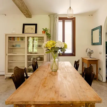 Melusina Homes *