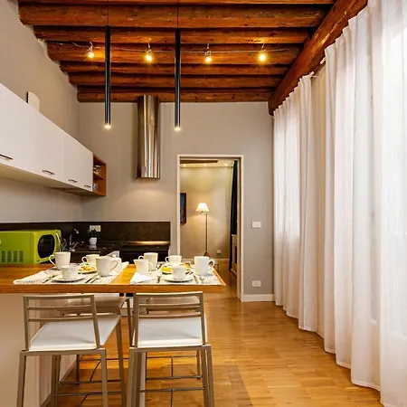 Fraivolti Apartment *