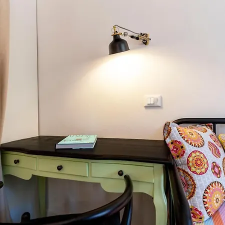 Snug With Private Courtyard M0270422677 * Venice