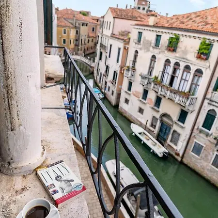 Palazzo Schiavoni Residenza D'epoca & Suite-apartments * Veneza