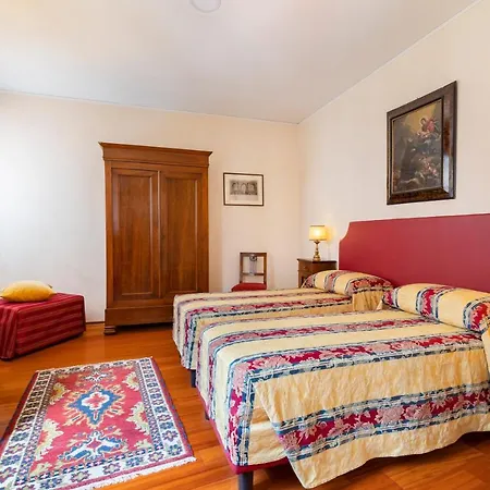 Palazzo Schiavoni Residenza D'epoca & Suite-apartments * Venecia