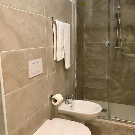 White & Grey Venice Apartments Appartement Venise