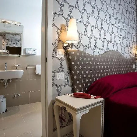 Ca' Nobile Corner Hotel