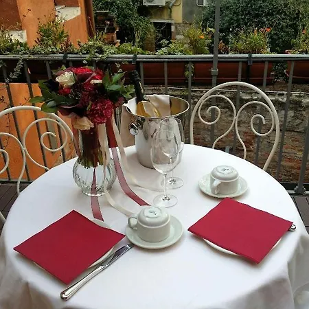 Ca' Nobile Corner Hotel Venice