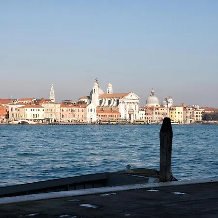 Stella Marina 1 *