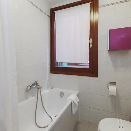 Wonderful Wi-fi Ac Apartment *