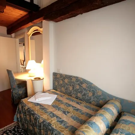 Venezia Residence Apartment