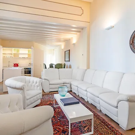 Residenza San Leonardo Apartment