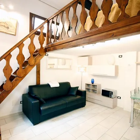 Venezia Residence Apartment
