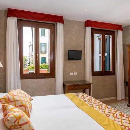 Hotel Rosa 2*