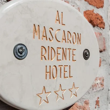Al Mascaron Ridente 3*