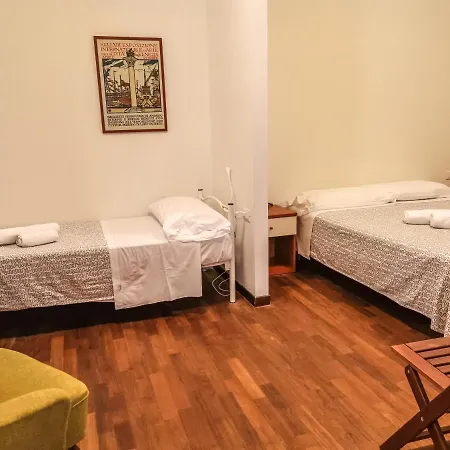 Dorsoduro Apartment *