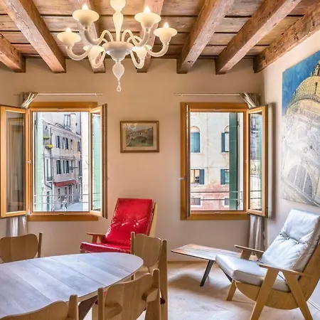 Elite Stunning Venetian Apt. Close Accademia