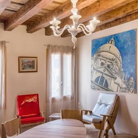 Elite Stunning Venetian Apt. Close Accademia * Venice