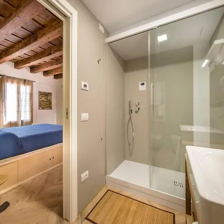 Apartment Elite Stunning Venetian Apt. Close Accademia Venice