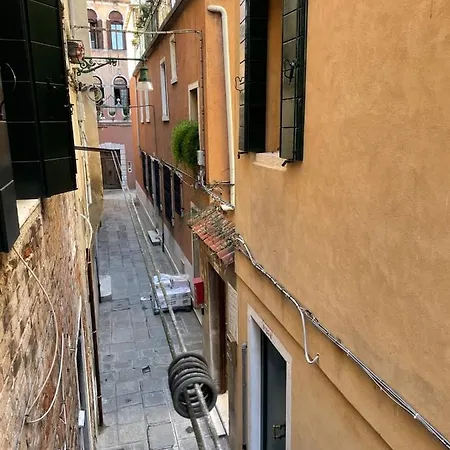 Apartment Ca Marga Cannaregio - Venetian Style 2 Bedroom *