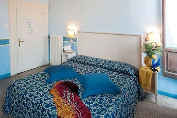 Host Hotel 2*