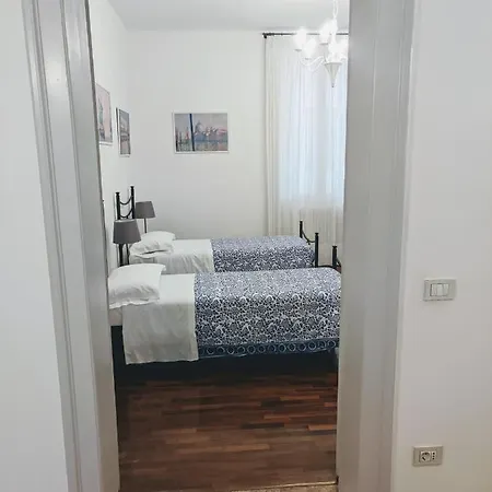 Ca' Burcio Apartment Venice