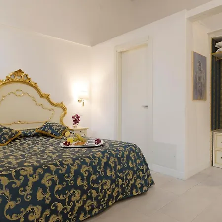 Al Mascaron Ridente Hotel Venice