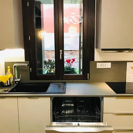 Ca Dei Santi- Biennale Apartment