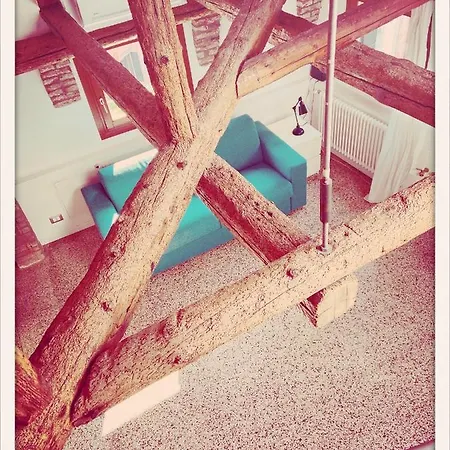 Hideaway Biennale * Venice
