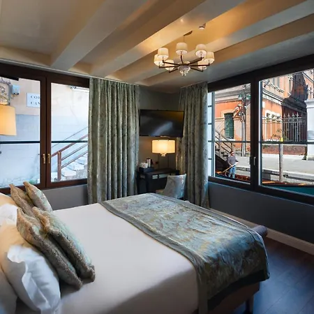Palazzo Veneziano - Collection Hotel 4*