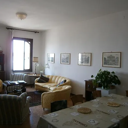 Al Tramonto Dorato Bed & Breakfast Venice