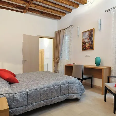 Ca'Dorina Apartment