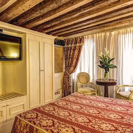 San Marco - Le Isole - Corte Coppo - Locande Venice
