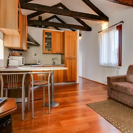 Apartment Ramo Venier By Halldis Venice