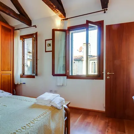 Ramo Venier By Halldis Apartment *