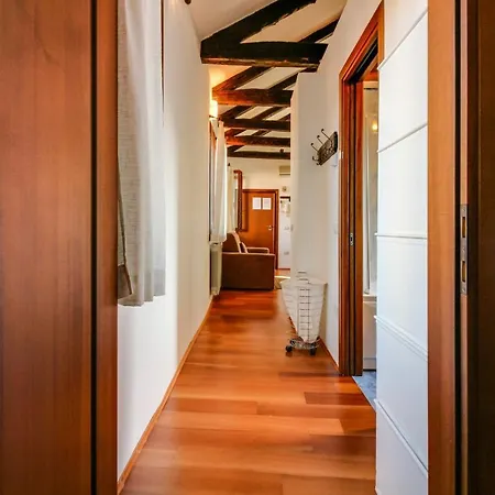 Ramo Venier By Halldis * Venice