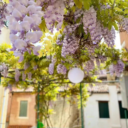 San Marcuola Apartment * Venice