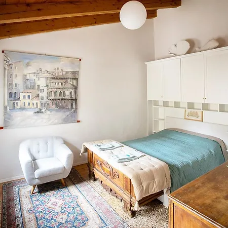 San Marcuola Apartment *