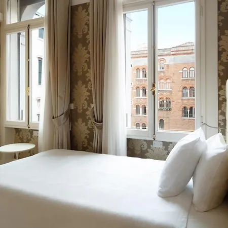 Palazzo Barocci 4*