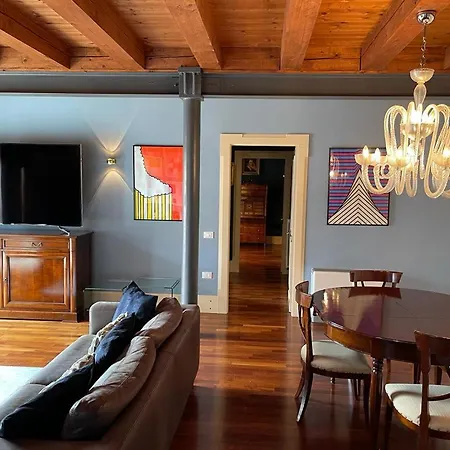 The Penthouse And Rooftop-terrace At Molino Stucky Apartment