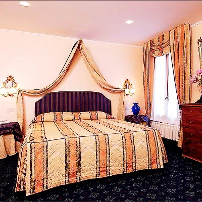Hotel San Zulian